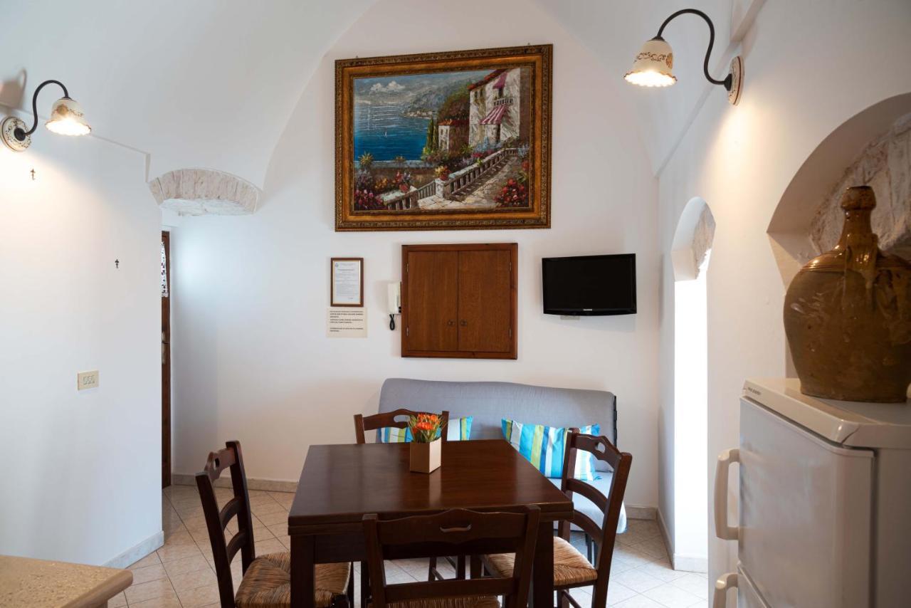 Trullo Chiesa Madre Alberobello Apartment ภายนอก รูปภาพ